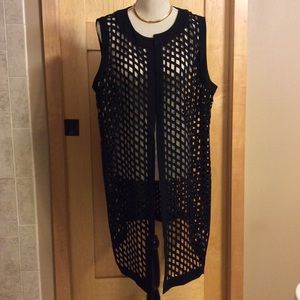 NWOT- Stylish, Trendy Vest